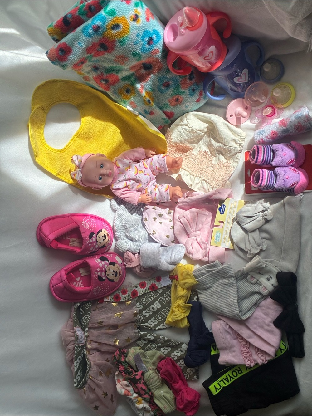 Disney Pink Minnie Mouse Slippers,Doll,Yellow Bib,Floral Blanket,Hats And Pants